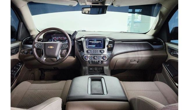 Used Chevrolet Tahoe IV, 5.3 l, 2015 in Dubai by Gulf Motors, White color. GCC Specs | AUTO.AE
