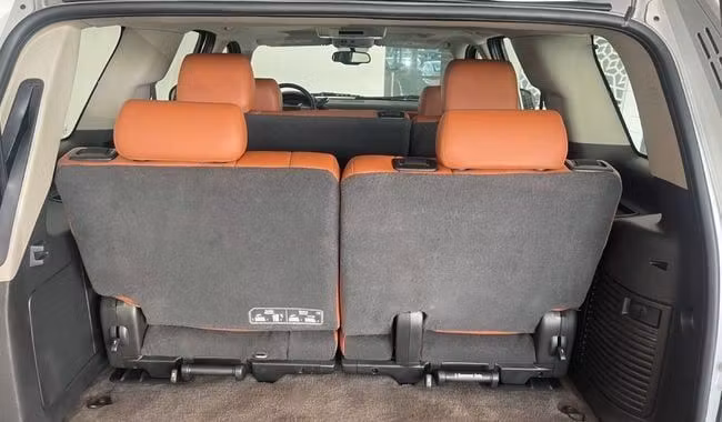 Used Chevrolet Tahoe IV, 5.3 l, 2014 in Dubai by Gulf Motors, Silver color. GCC Specs | AUTO.AE