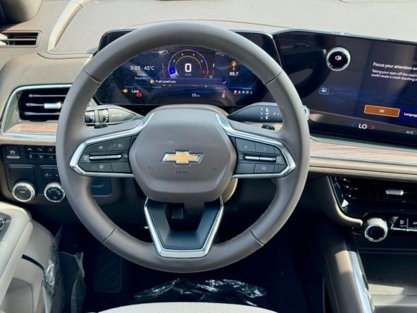 Новый Chevrolet Tahoe V Рестайлинг, 5.3 л, 2025 в Дубае от Titanum Cars Черный цвет. Other | AUTO.AE