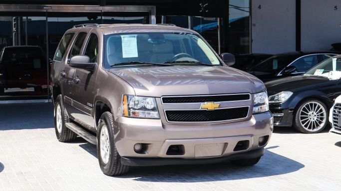 Подержанный Chevrolet Tahoe IV, 6.2 л, 2014 в Дубае от Al Falasi Motors Серый цвет. Other | AUTO.AE