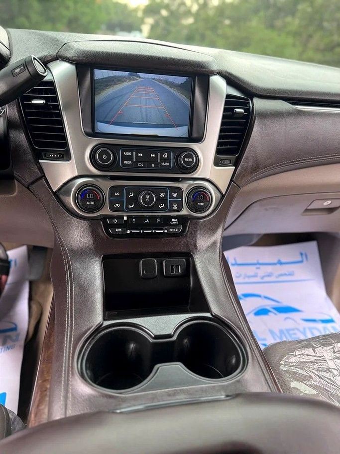 Подержанный Chevrolet Tahoe IV, 5.3 л, 2015 в Дубае от Abdo Al Muthanna Used Cars Белый цвет. GCC | AUTO.AE