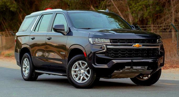 مستعملة Chevrolet Tahoe فيس ليفت V, 5.3 l, 2024 في في الإمارات, دبي من SYARTI CAR TRADING، اللون أسود. مواصفات الخليج | AUTO.AE | إعلان #275594