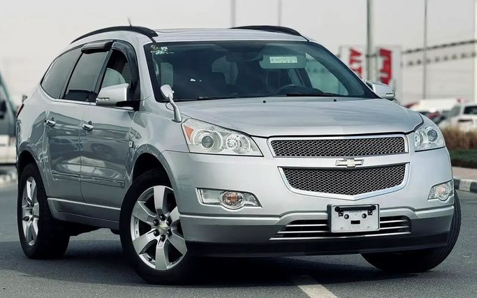 مستعملة Chevrolet Traverse I, 3.6 l, 2009 في في دبي من Mirza Automobile FZE، اللون فضي. المواصفات اليابانية | AUTO.AE | إعلان #260642