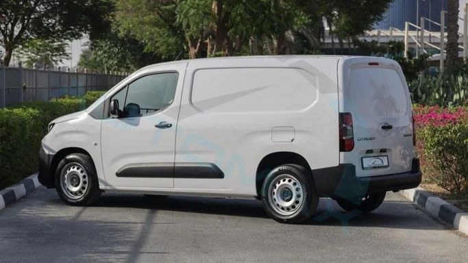 New Citroen Berlingo III Facelift, 1.2 l, 2025 in Dubai by Auto Max Group, White color. GCC Specs | AUTO.AE