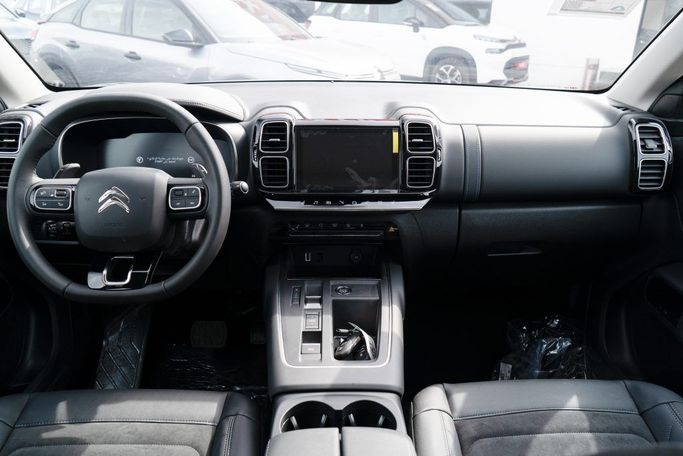 Новый Citroen C5 Aircross I Рестайлинг, 1.6 л, 2025 в Дубае от TRADEX FRANCE MOTORS Тёмно-синий цвет. Other | AUTO.AE