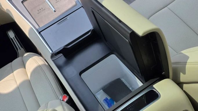 New Denza N9, 2.0 l, 2025 in Dubai by Alwan Global Cars, Grey color. Other | AUTO.AE