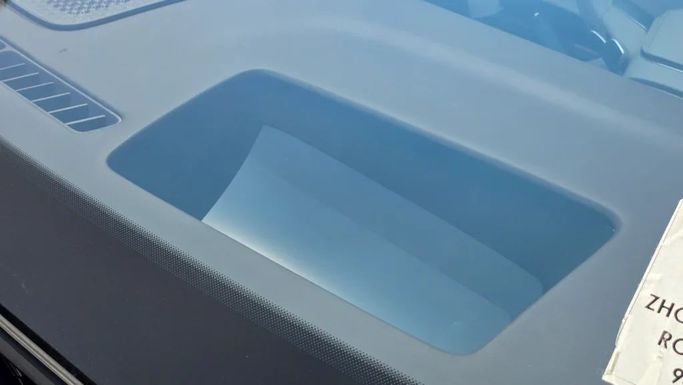 New Denza N9, 2.0 l, 2025 in Dubai by Alwan Global Cars, Grey color. Other | AUTO.AE