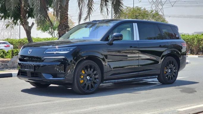 New Denza N9, 2.0 l, 2025 in Dubai by Alwan Global Cars, Black color. Other | AUTO.AE