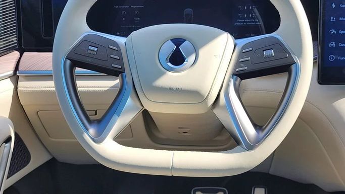 New Denza N9, 2.0 l, 2025 in Dubai by Alwan Global Cars, Green color. Other | AUTO.AE