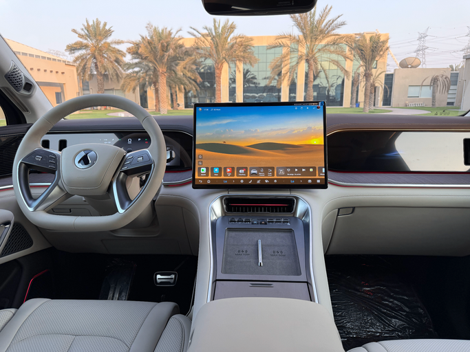 Новый Denza N9, 2.0 л, 2025 в Дубае от EvExperts Черный цвет. Китайская | AUTO.AE