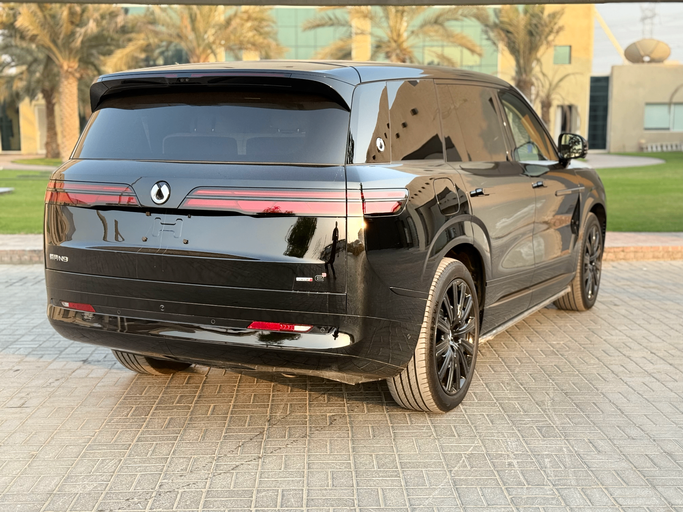 Новый Denza N9, 2.0 л, 2025 в Дубае от EvExperts Черный цвет. Китайская | AUTO.AE