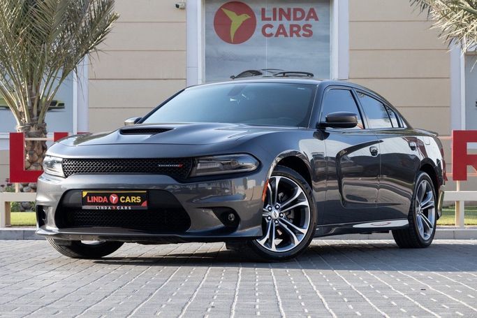 Подержанный Dodge Challenger SXT III Рестайлинг 2, 3.6 л, 2021 в Дубае от Linda Cars Серый цвет. GCC | AUTO.AE