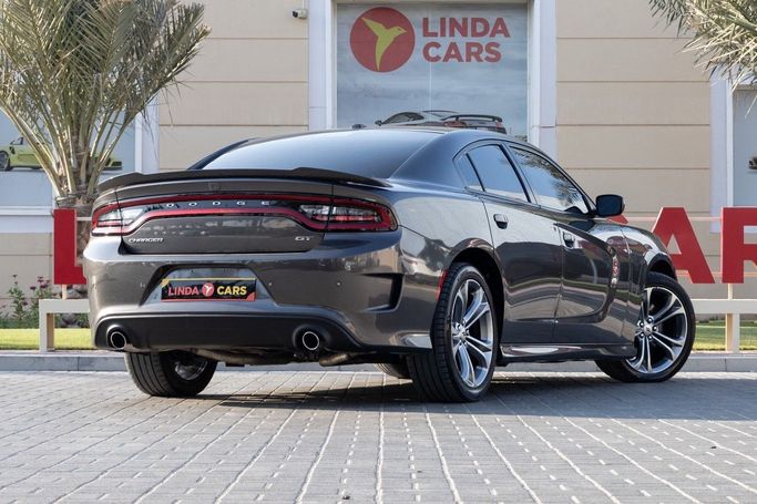 Подержанный Dodge Challenger SXT III Рестайлинг 2, 3.6 л, 2021 в Дубае от Linda Cars Серый цвет. GCC | AUTO.AE