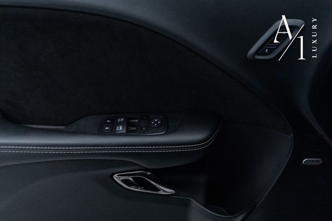 Подержанный Dodge Challenger Hellcat Widebody III Рестайлинг 2, 6.2 л, 2022 в Дубае от A1 Luxury Motors Синий цвет. GCC | AUTO.AE