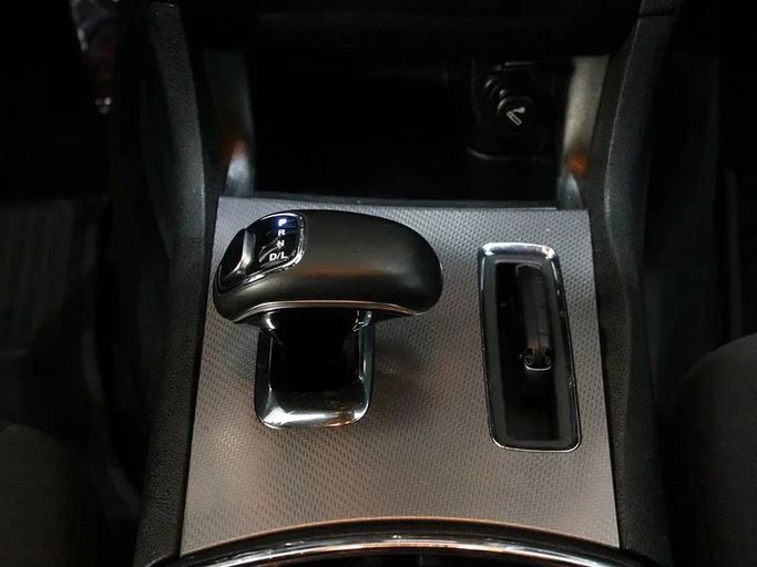 Подержанный Dodge Charger VII (LD), 3.6 л, 2013 в Дубае от Hot Wheel Used Motors Черный цвет. GCC | AUTO.AE