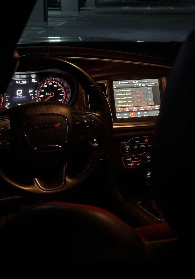 Used Dodge Charger R_T VII (LD) Facelift, 5.7 l, 2021 in Dubai, Silver color. American Specs | AUTO.AE