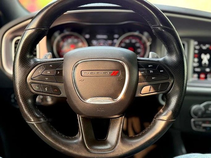 Подержанный Dodge Charger GT VII (LD) Рестайлинг, 3.6 л, 2022 в Дубае от Empire Motors Красный цвет. Американская | AUTO.AE