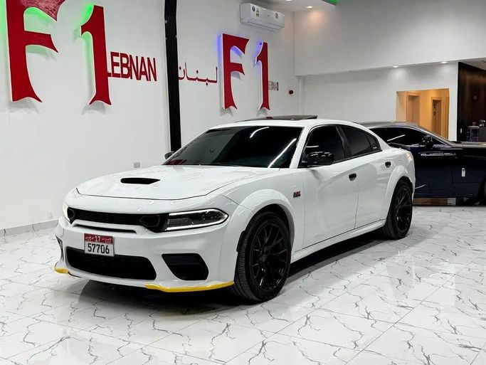 Used Dodge Charger SRT VII (LD) Facelift, 6.4 l, 2016 in Dubai by F1 Motors, White color. GCC Specs | AUTO.AE