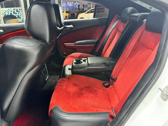 Used Dodge Charger SRT VII (LD) Facelift, 6.4 l, 2016 in Dubai by F1 Motors, White color. GCC Specs | AUTO.AE