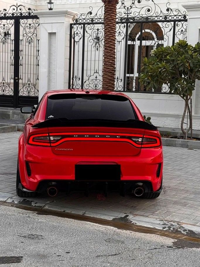 Used Dodge Charger SXT VII (LD) Facelift, 3.6 l, 2019 in Dubai by F1 Motors, Red color. GCC Specs | AUTO.AE