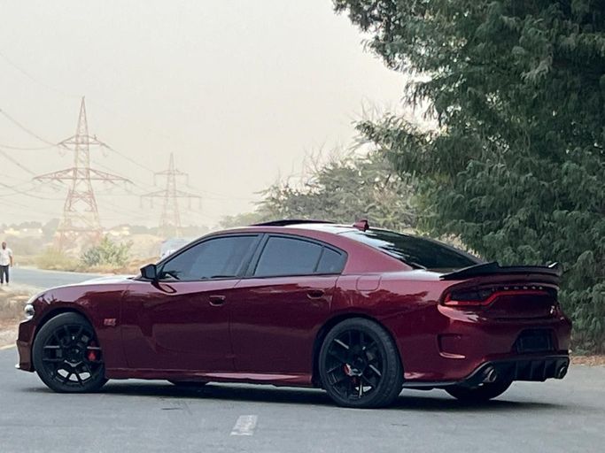 Used Dodge Charger SRT VII (LD) Facelift, 6.4 l, 2019 in Dubai by Prestige Motos (SHJ), Red color. American Specs | AUTO.AE