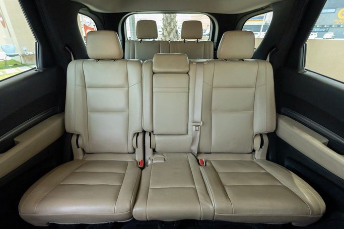 Used Dodge Durango III Facelift 2, 3.6 l, 2020 in Dubai by Linda Cars, Burgundy color. GCC Specs | AUTO.AE