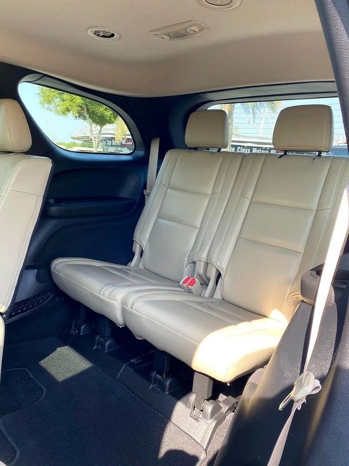 Used Dodge Durango III Facelift, 3.6 l, 2019 in Dubai by Metro Motors, White color. GCC Specs | AUTO.AE