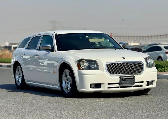 مستعملة Dodge Magnum ثانياً, 3.5 l, 2006 في في دبي من Mirza Automobile FZE، اللون أبيض. المواصفات اليابانية | AUTO.AE | إعلان #260640