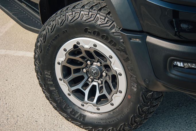 Dodge RAM IV (DS/DJ), 2022 sport pickup double cab crew cab for rent in Dubai by POF RENTAL, black color | AUTO.AE