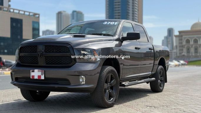 Подержанный Dodge RAM IV (DS/DJ), 5.7 л, 2022 в Дубае от Alhamd Motors Серый цвет. Other | AUTO.AE