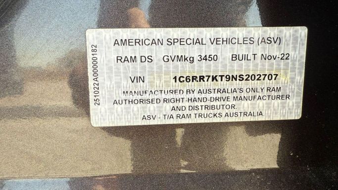 Подержанный Dodge RAM IV (DS/DJ), 5.7 л, 2022 в Дубае от Alhamd Motors Серый цвет. Other | AUTO.AE