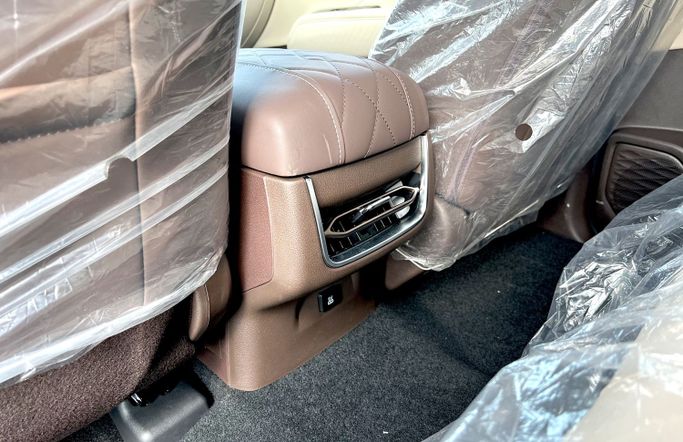 New DongFeng Paladin I, 2.0 l, 2023 in Dubai by Prestige motors, White color. Chinese Specs | AUTO.AE