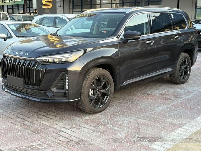 Новый EXEED TXL I Рестайлинг, 2.0 л, 2024 в Дубае от Car Links Motors Trading LLC Черный цвет. Китайская | AUTO.AE
