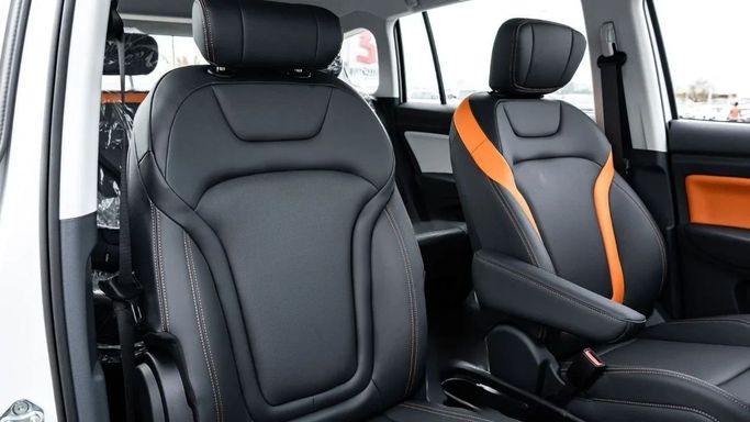 Новый FAW Bestune NAT, 2021 в Дубае от Altass Motors Белый цвет. Other | AUTO.AE