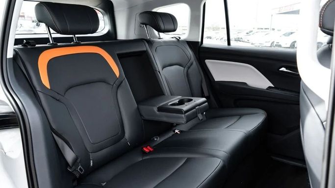 Новый FAW Bestune NAT, 2021 в Дубае от Altass Motors Белый цвет. Other | AUTO.AE