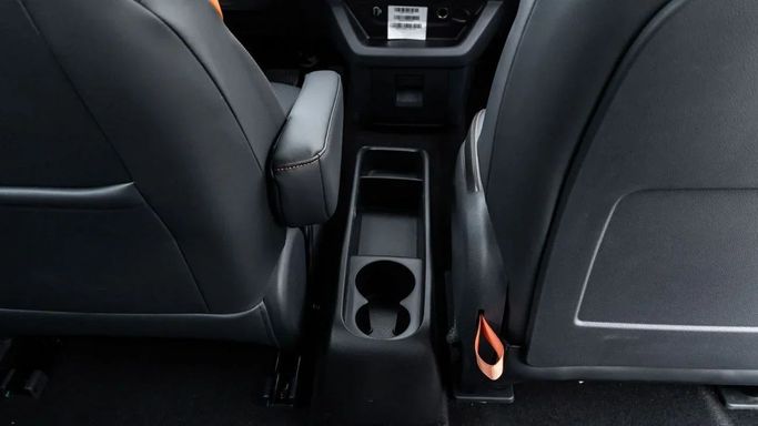 Новый FAW Bestune NAT, 2021 в Дубае от Altass Motors Белый цвет. Other | AUTO.AE