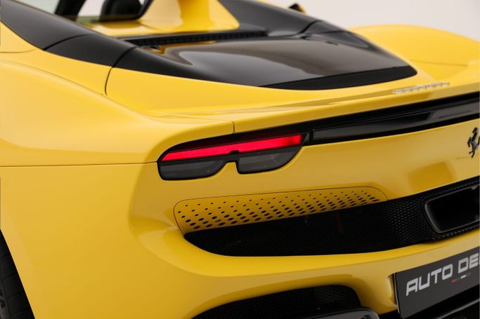 Новый Ferrari 296 GTS, 3.0 л, 2025 в Дубае от AUTO DEALS Желтый цвет. GCC | AUTO.AE