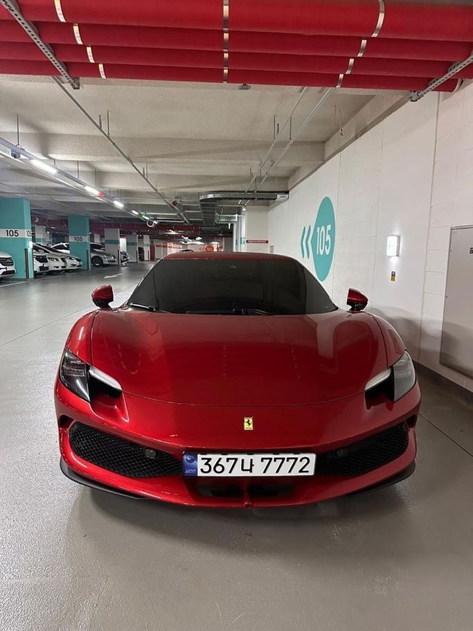 مستعملة Ferrari 296 GTB, 3.0 l, 2024 في في دبي من Fair Import، اللون أحمر. المواصفات الكورية | AUTO.AE