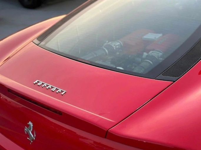 Подержанный Ferrari 360, 3.6 л, 2003 в Дубае от Royal Motors Красный цвет. Европейская | AUTO.AE