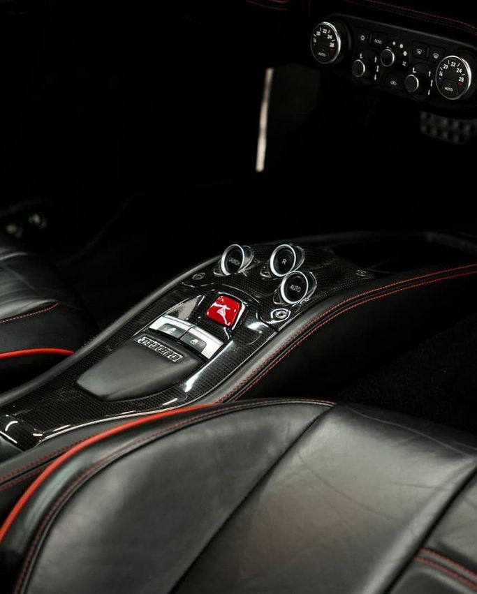 New Ferrari 458 Speciale, 4.5 l, 2013 in Dubai by GCC Super Motors, Red color. GCC Specs | AUTO.AE