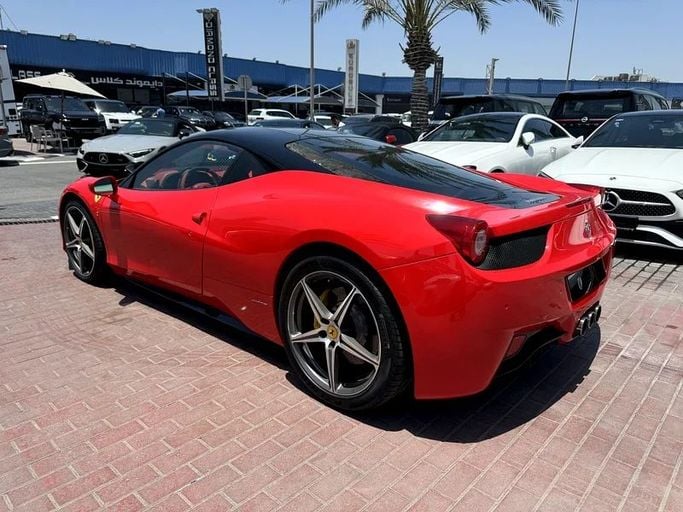 Подержанный Ferrari 458, 4.5 л, 2014 в Дубае от Nice Cars Motos Красный цвет. GCC | AUTO.AE