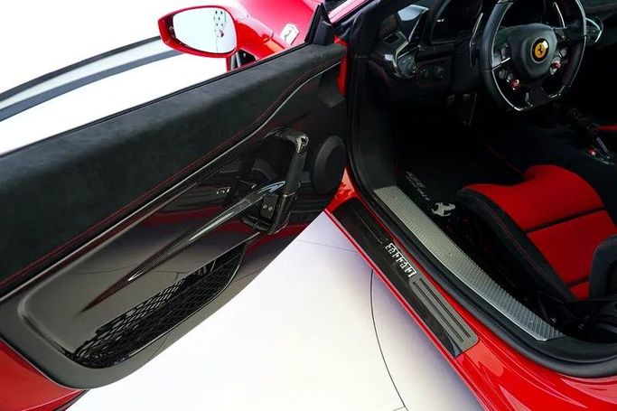 Подержанный Ferrari 458 Speciale, 4.5 л, 2014 в Дубае от Exotic Cars Красный цвет. Other | AUTO.AE