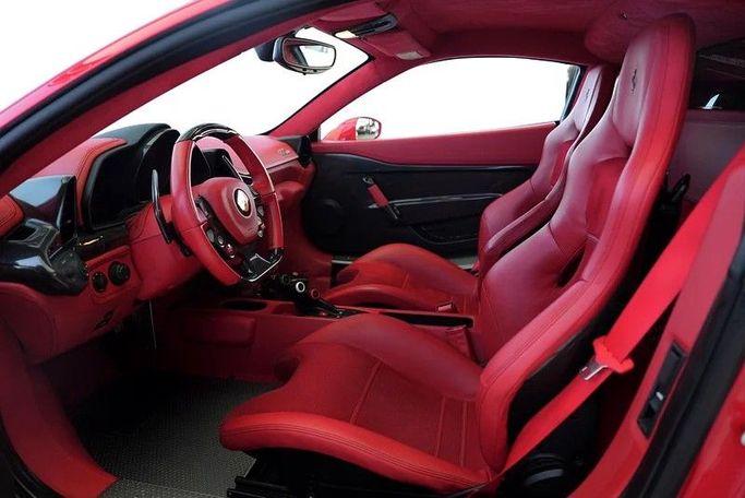 Подержанный Ferrari 458 Speciale, 4.5 л, 2014 в Дубае от Exotic Cars Красный цвет. GCC | AUTO.AE