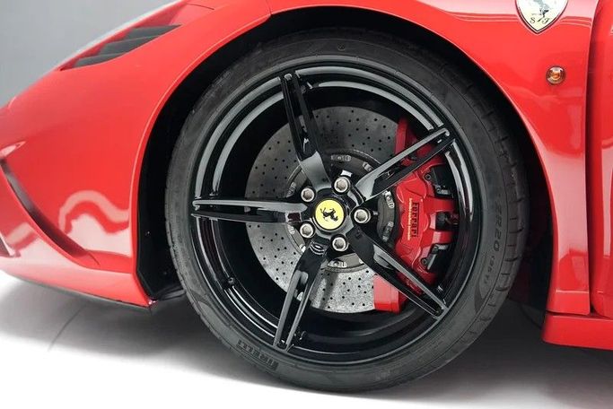 Подержанный Ferrari 458 Speciale, 4.5 л, 2014 в Дубае от Exotic Cars Красный цвет. GCC | AUTO.AE