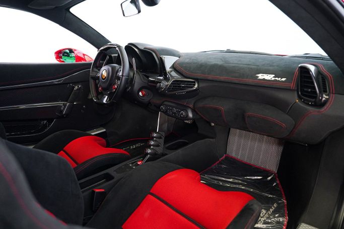 Used Ferrari 458 Speciale, 4.5 l, 2014 in Dubai by Exotic Cars, Red color. Other | AUTO.AE