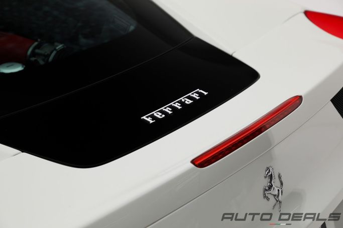 Used Ferrari 458 Speciale, 4.5 l, 2013 in Dubai by AUTO DEALS, White color. GCC Specs | AUTO.AE