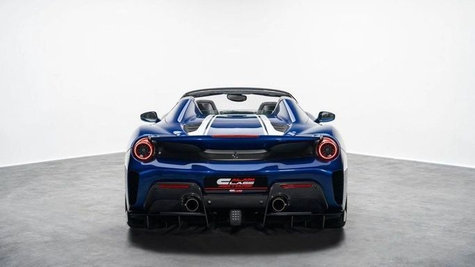 Подержанный Ferrari 488 Pista, 3.9 л, 2020 в Дубае от Al Ain Class Motors Синий цвет. Европейская | AUTO.AE