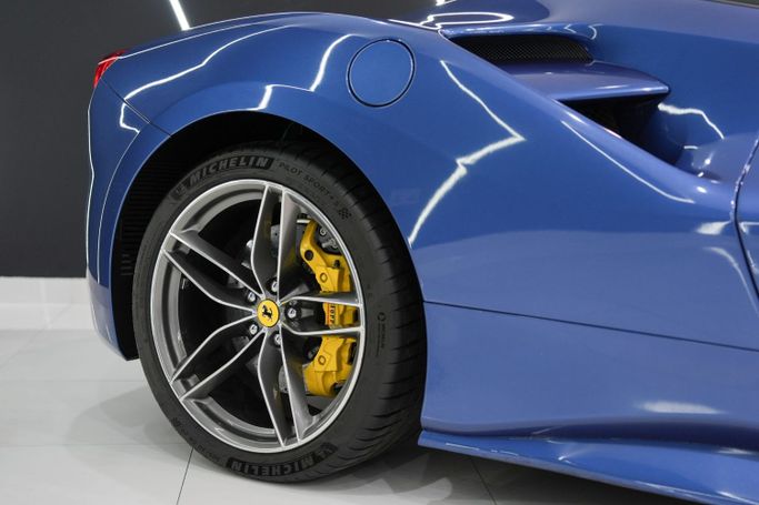 Used Ferrari 488 GTB, 3.9 l, 2016 in Dubai by Sanam Cars, Blue color. GCC Specs | AUTO.AE