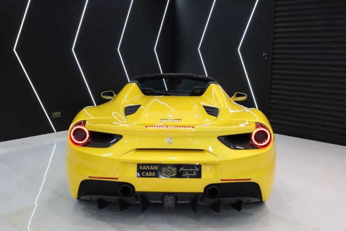 Used Ferrari 488 Spider, 3.9 l, 2019 in Dubai by Sanam Cars, Yellow color. GCC Specs | AUTO.AE