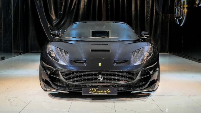 Новый Ferrari 812 GTS, 6.5 л, 2023 в Дубае от Dourado Luxury Car Черный цвет. Европейская | AUTO.AE
